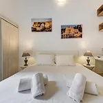 דירה With Private Yard And Fast Wifi